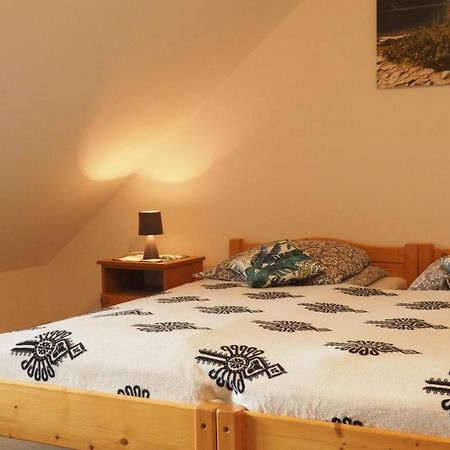 Pokoje Goscinne U Basi Zakopane Ngoại thất bức ảnh
