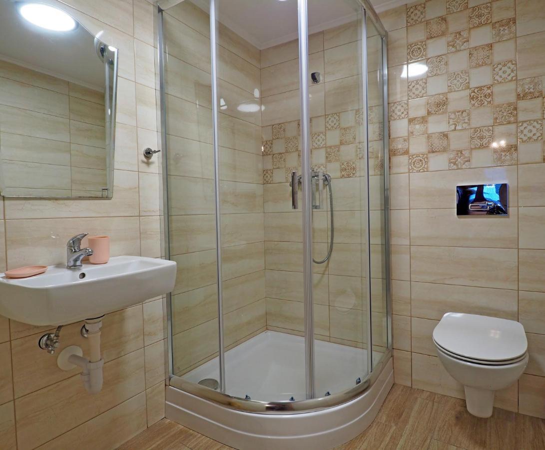 Pokoje Goscinne U Basi Zakopane Ngoại thất bức ảnh