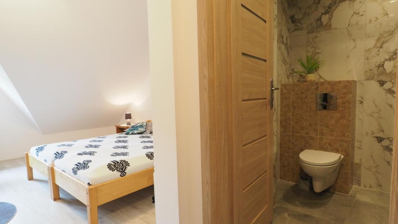 Pokoje Goscinne U Basi Zakopane Ngoại thất bức ảnh